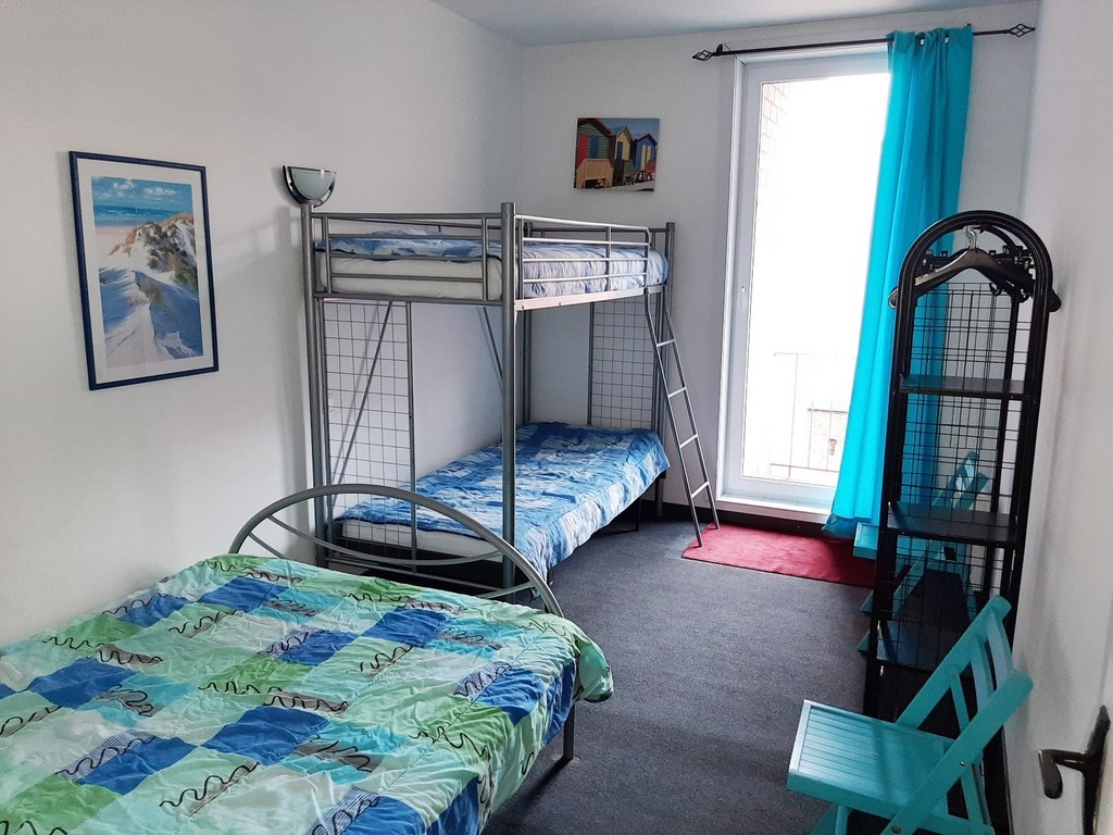 La seconde chambre de l'appartement Sloepen 4, à La Panne