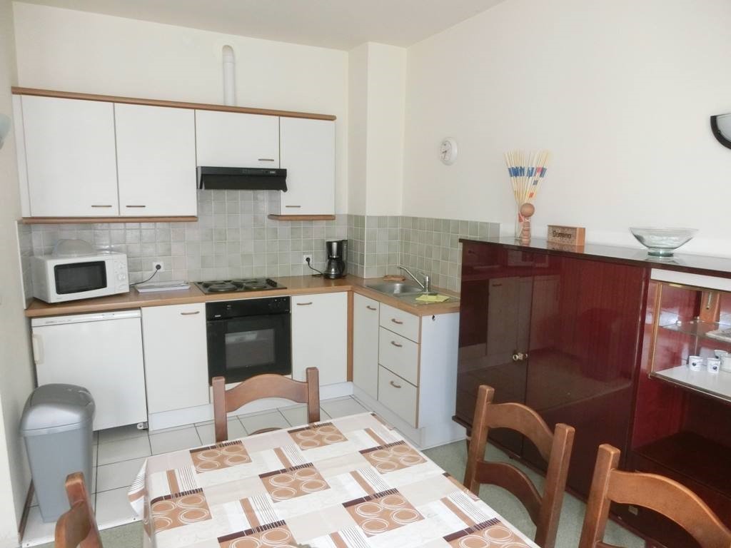La cuisine de l'appartement Sloepen 4, à La Panne